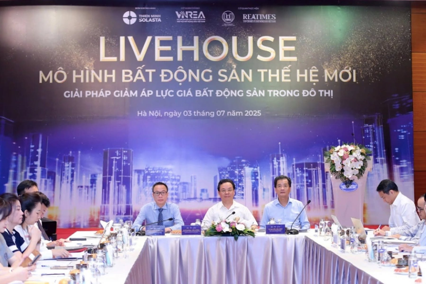 Real estate prices in Vietnam skyrocket because of speculation: expert