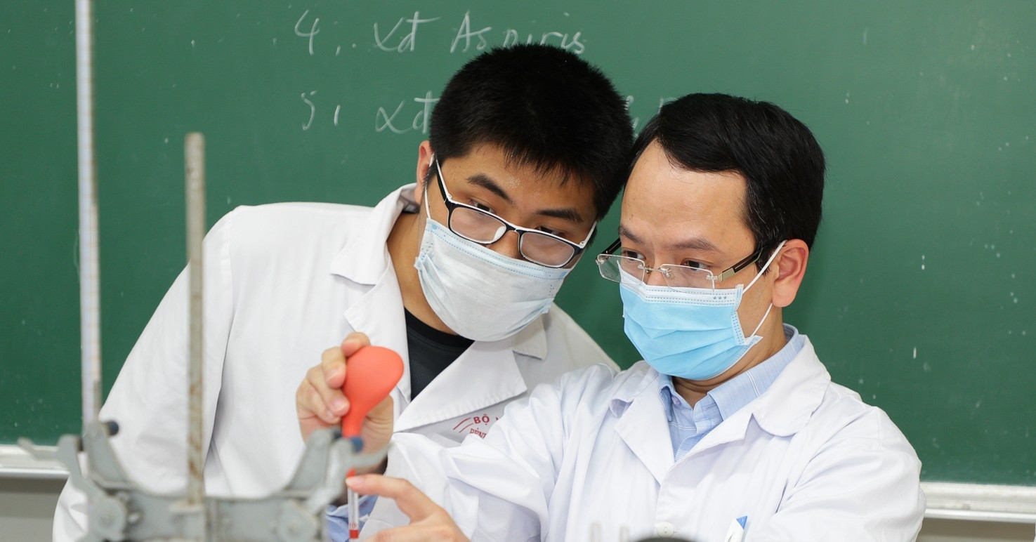 Vietnam to hire 2,000 foreign lecturers to reform higher education
