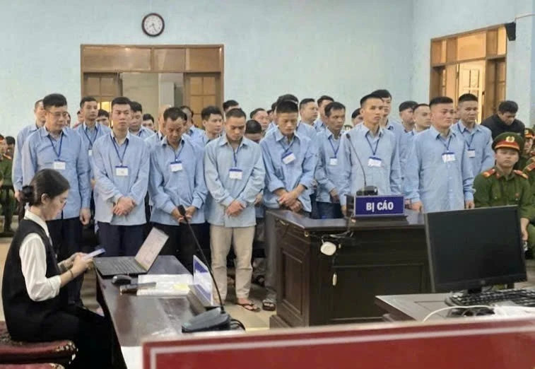 37 defendants sentenced in nationwide illegal weapon case