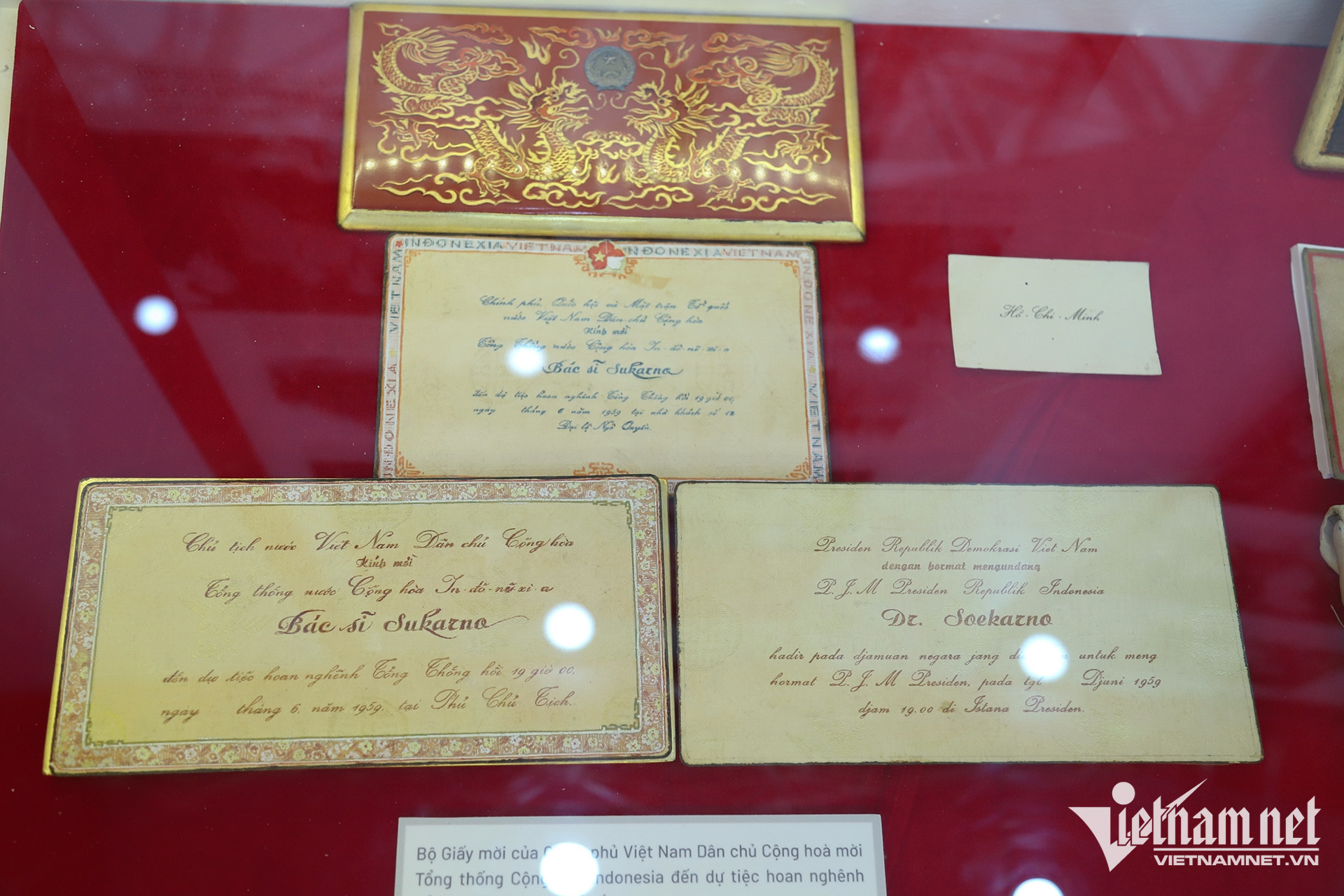 exhibition vietnam9.jpg