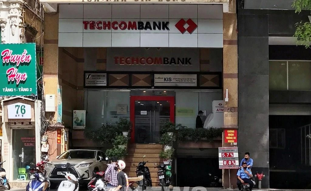 Private banks set record in budget contribution