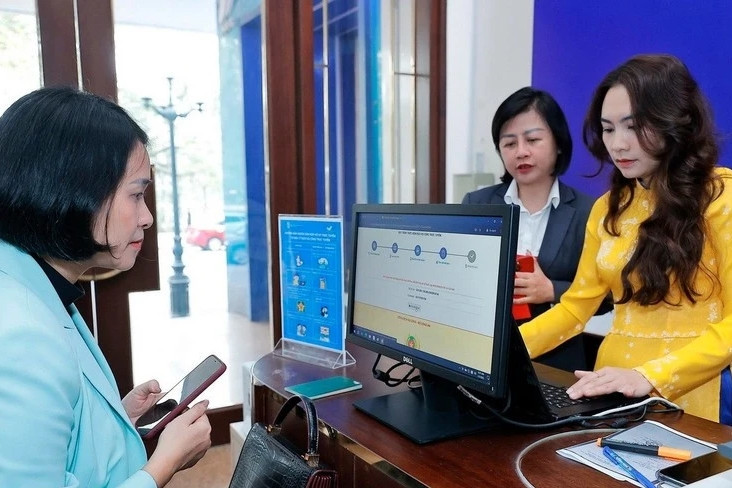 Vietnam targets full online provision of public services by 2025