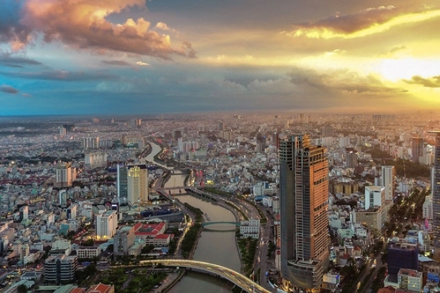 Vietnam enters decisive decade to define economic destiny