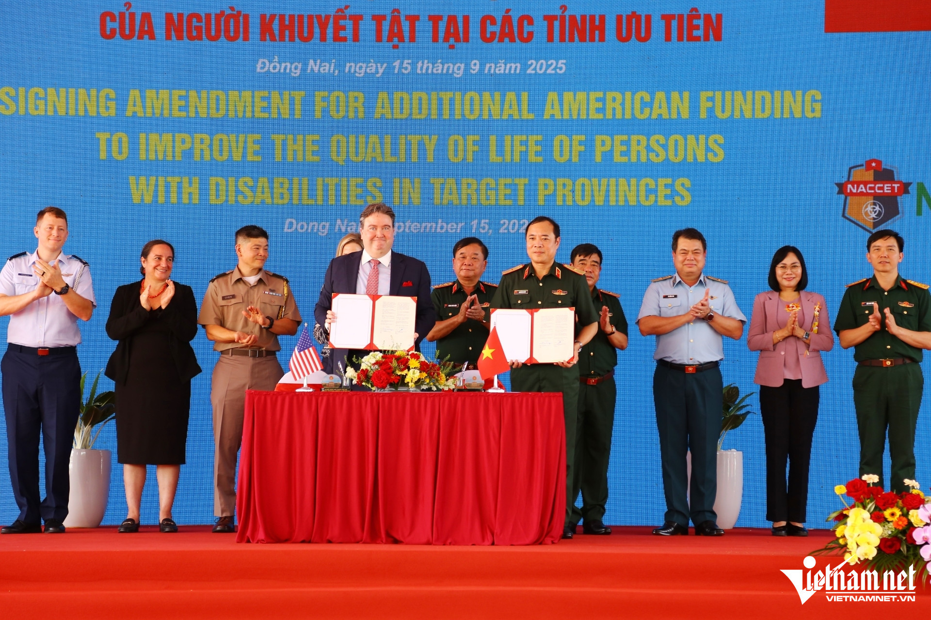 W-san bay bien hoa (2).jpg