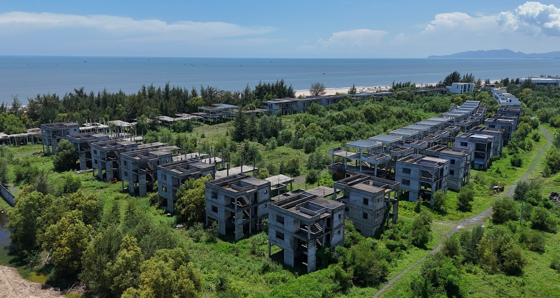 Coastal resort projects in HCMC abandoned, prime land left idle