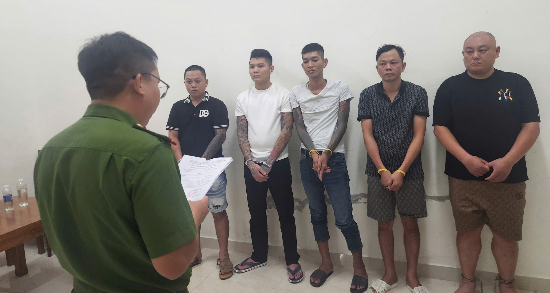 Gambling debt leads to violent abduction of two Chinese men in Da Nang