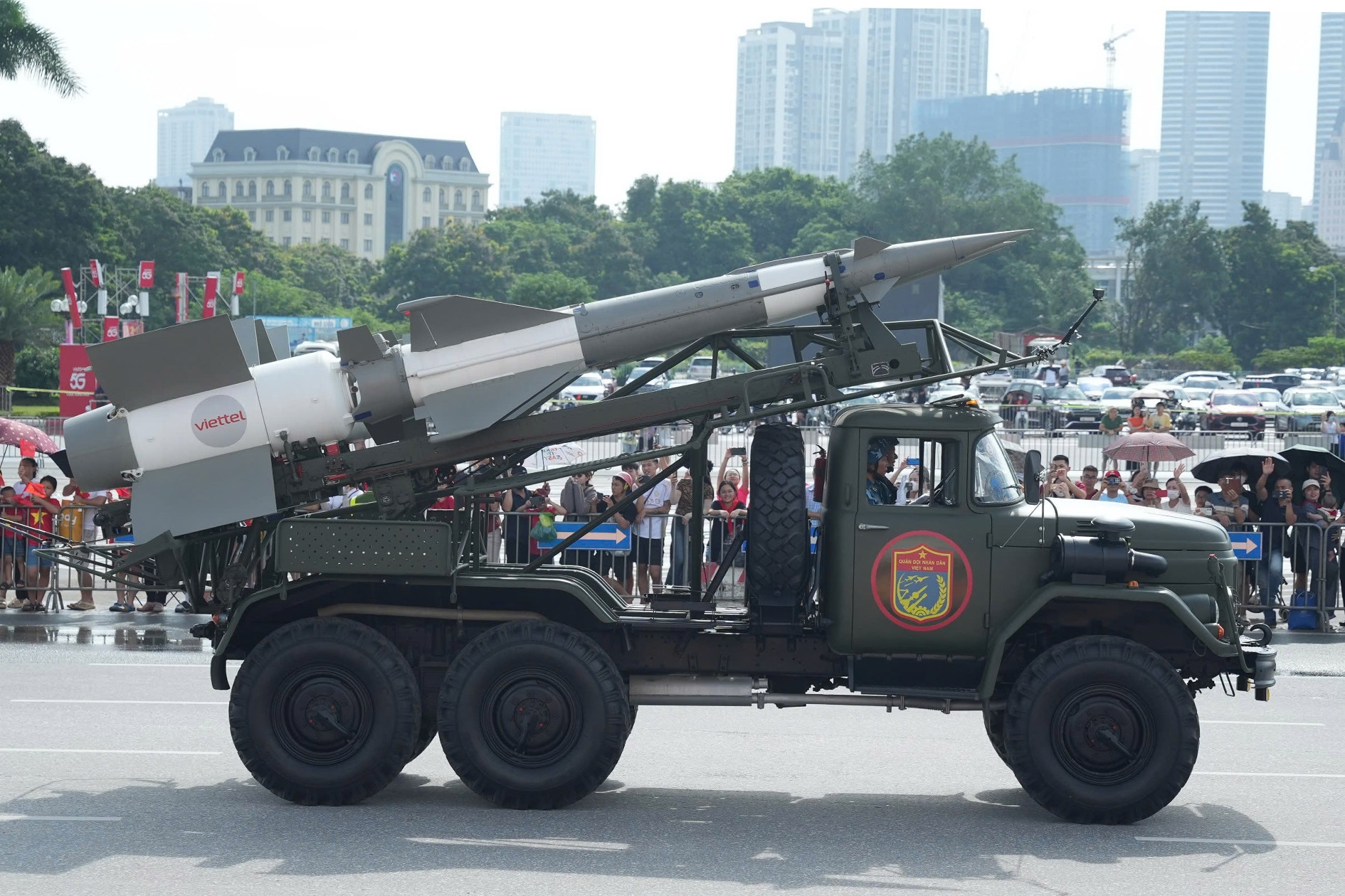 Where does Viettel get its funds to develop weapons?