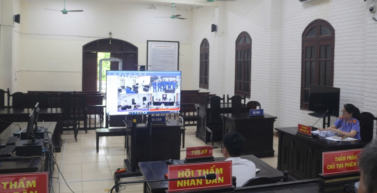 Life sentences for five Laotians trafficking 100kg of meth into Vietnam