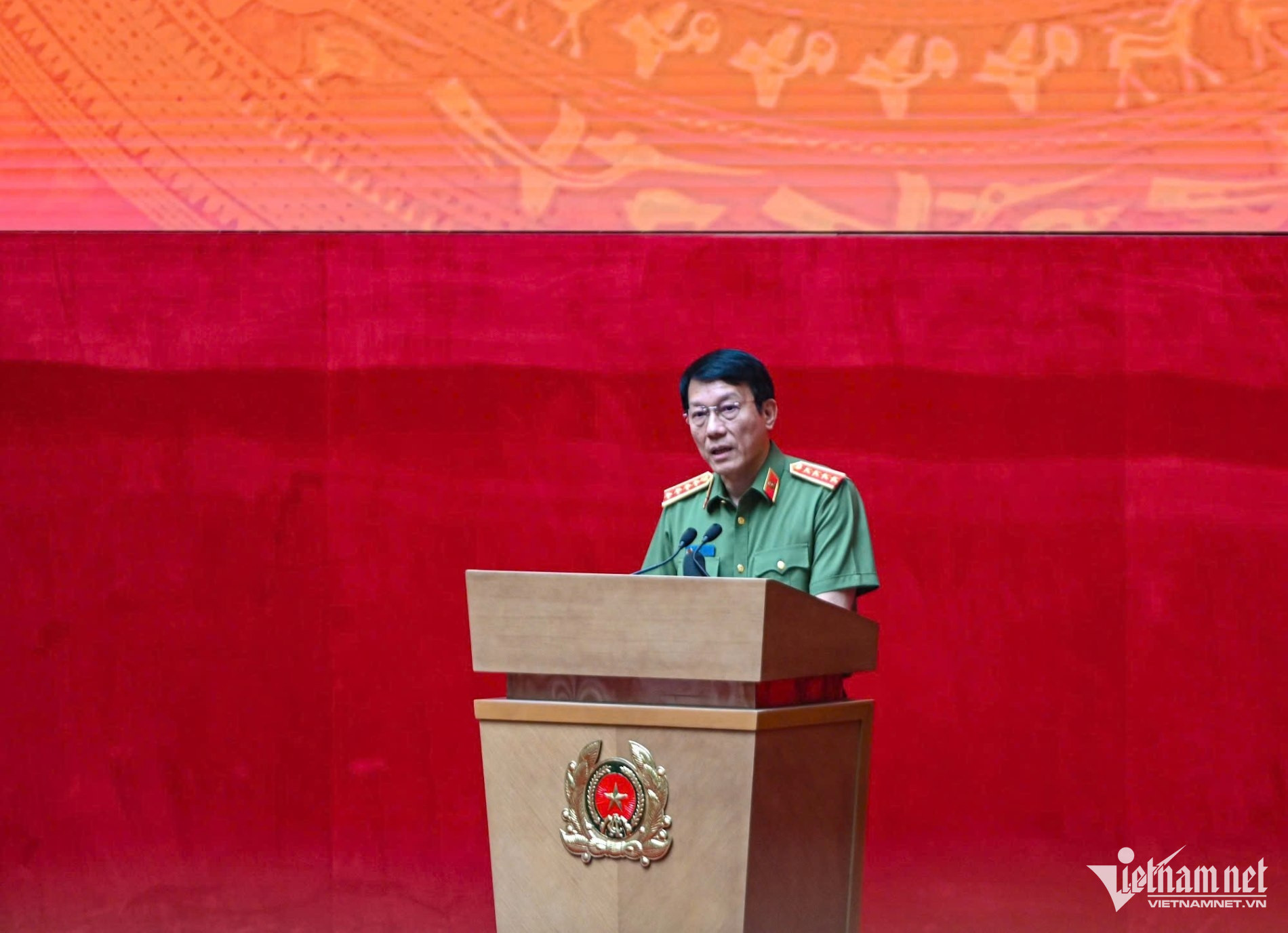 W-An ninh phi truyen thong 2 (1).jpg