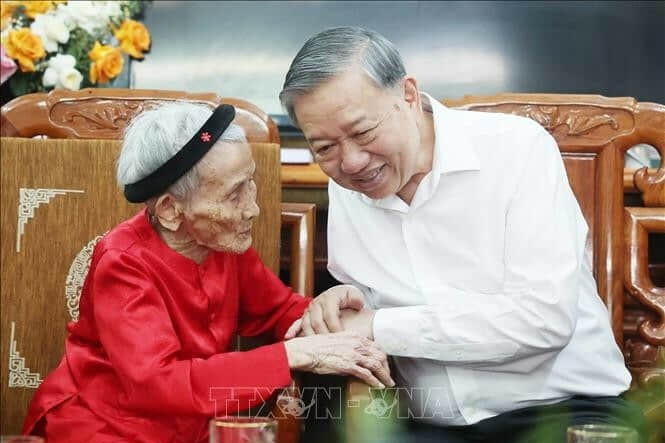 Party Chief proposes emotional care model to fight loneliness among the elderly
