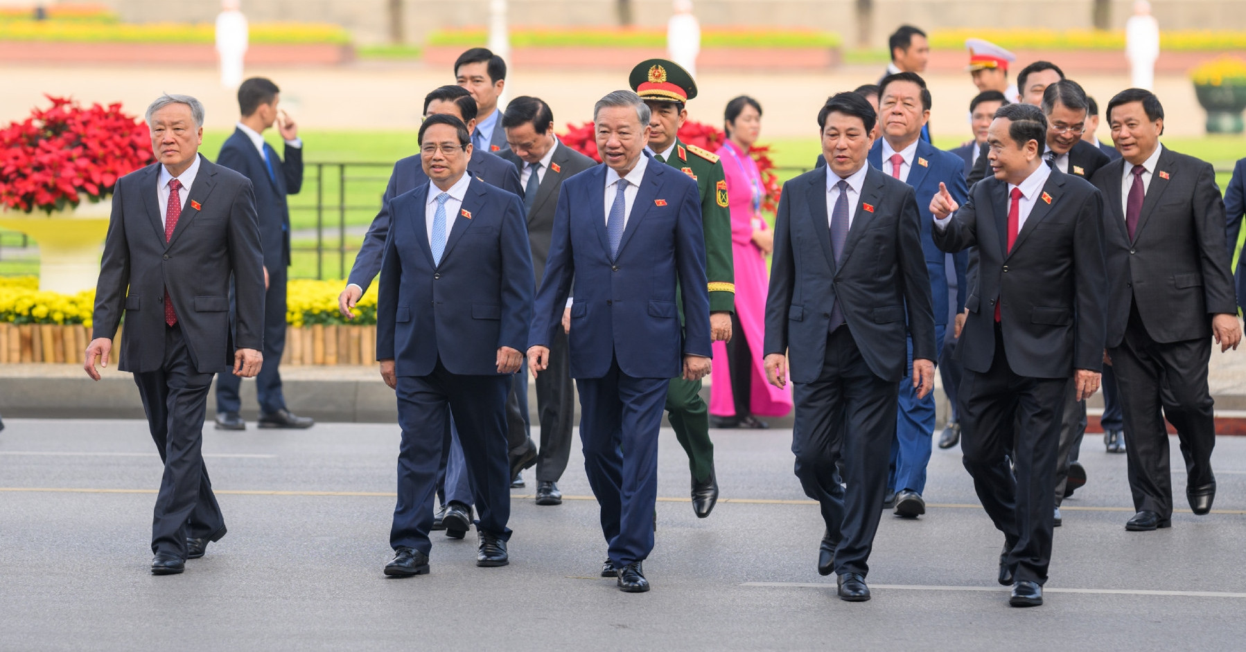 Standards defined for Vietnam’s top leadership roles