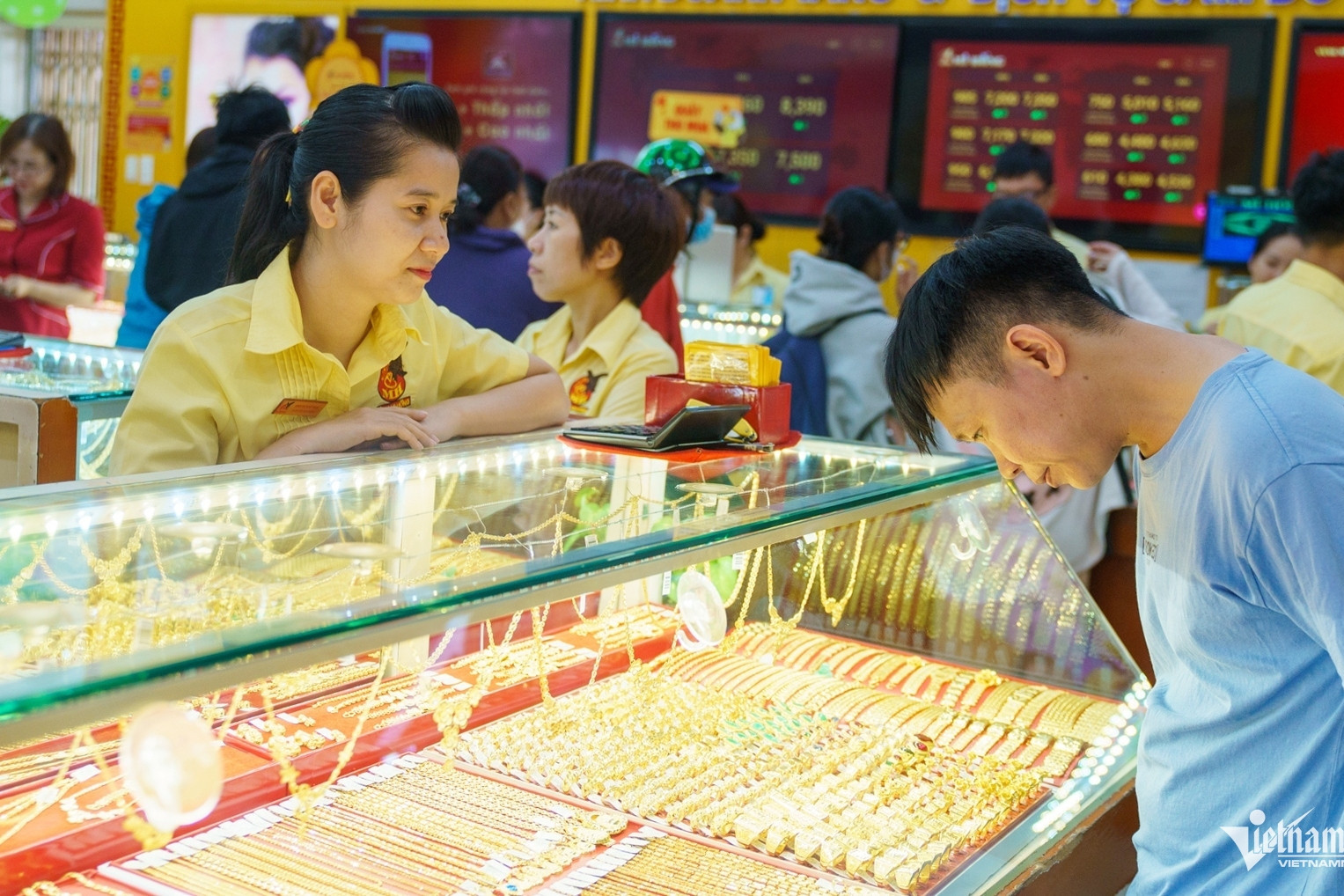 Gold tax rules spark debate over intent