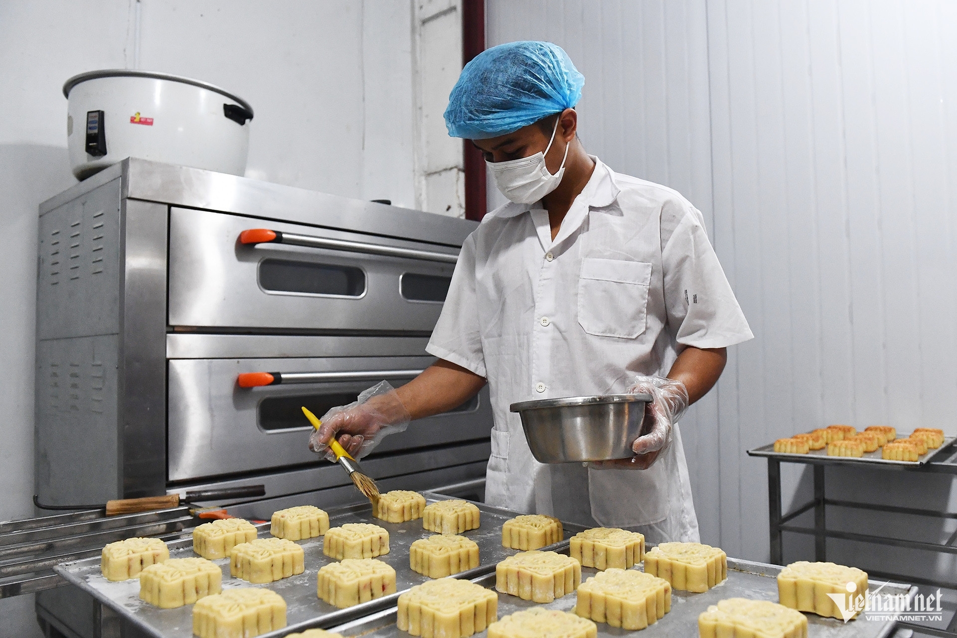 mid autumn cakes.jpg12.jpg