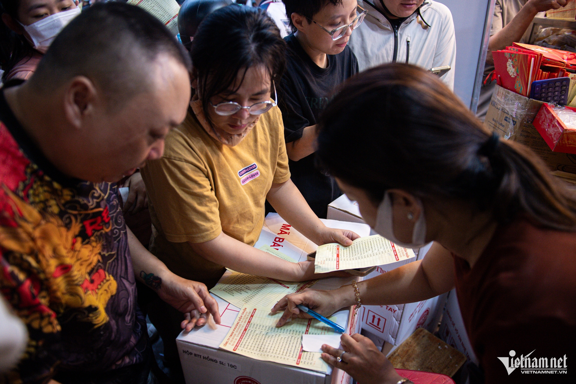 mid autumn cakes.jpg2.jpg