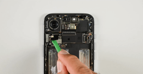 Teardown reveals engineering secrets behind Apple’s thinnest iPhone
