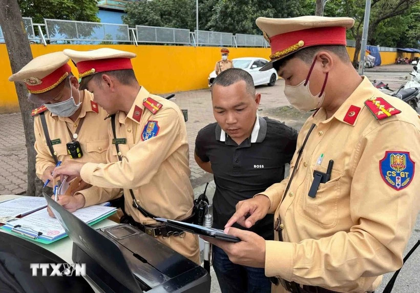 Traffic police to rely on image evidence to handle violations from 2026