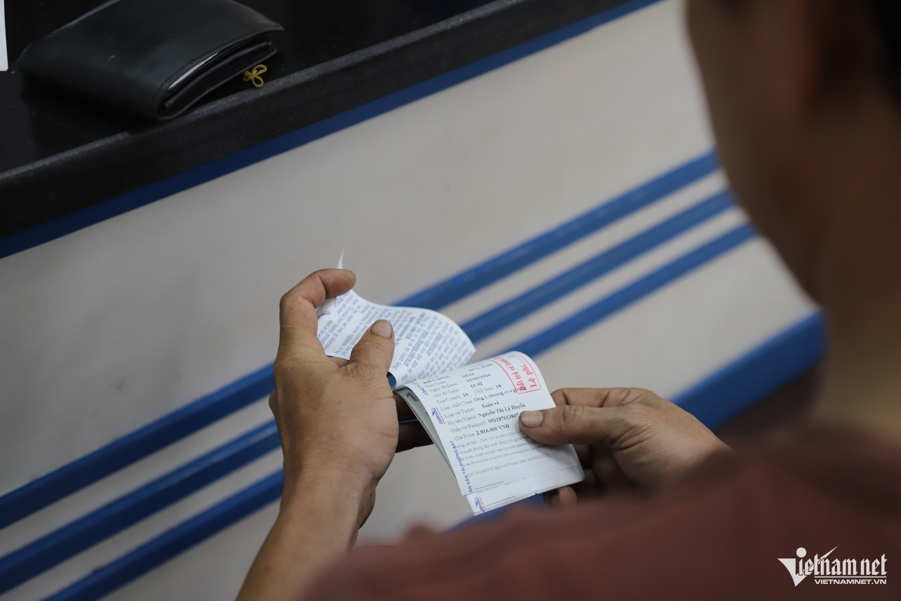 Tet train tickets hit record-high prices, yet first customer books 10 tickets