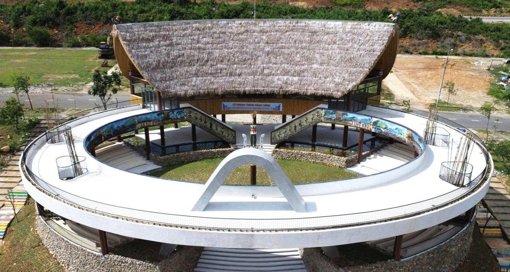 Da Nang opens $590,000 cultural center to preserve Co Tu heritage