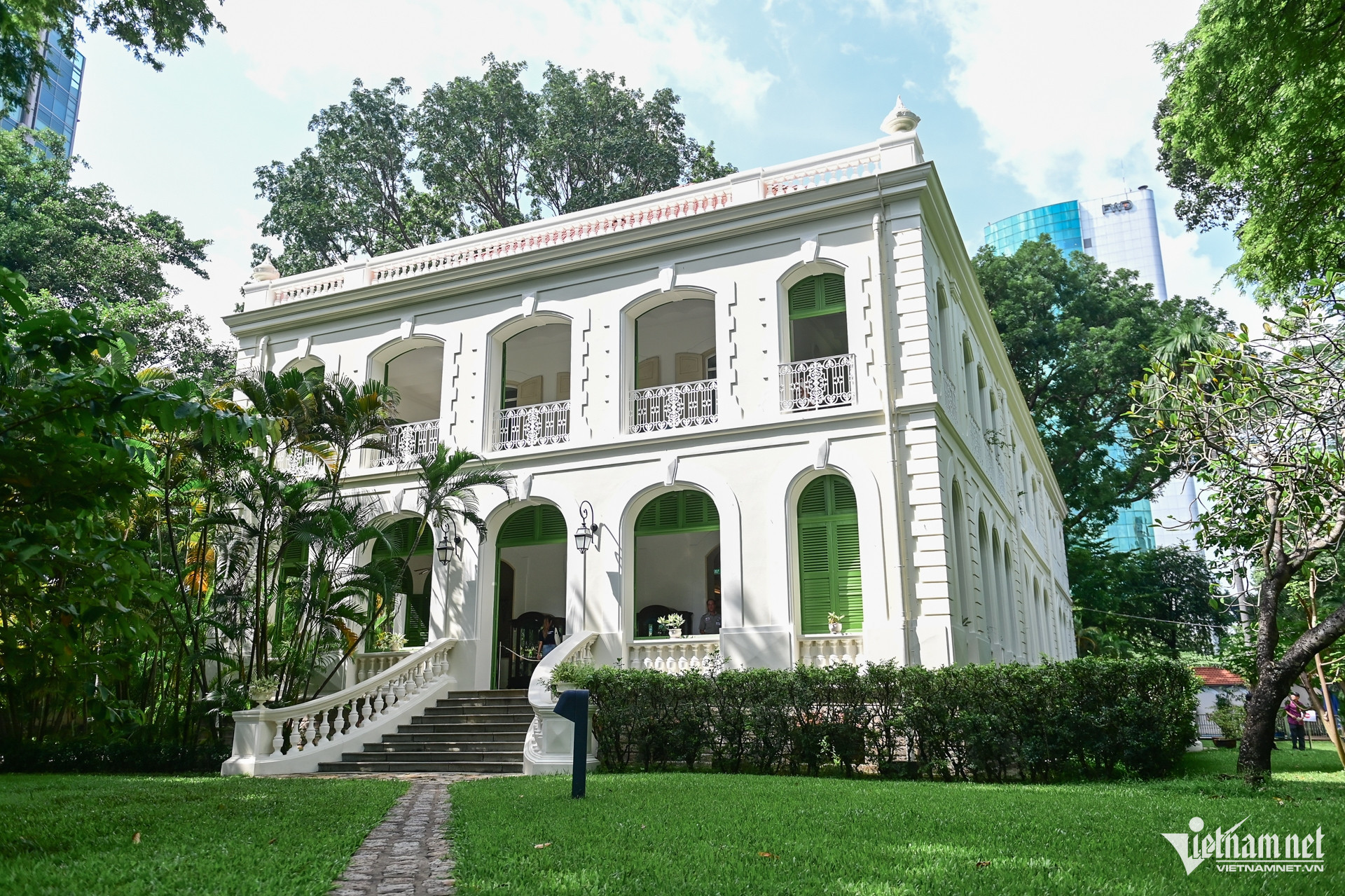 french colonial house.jpg