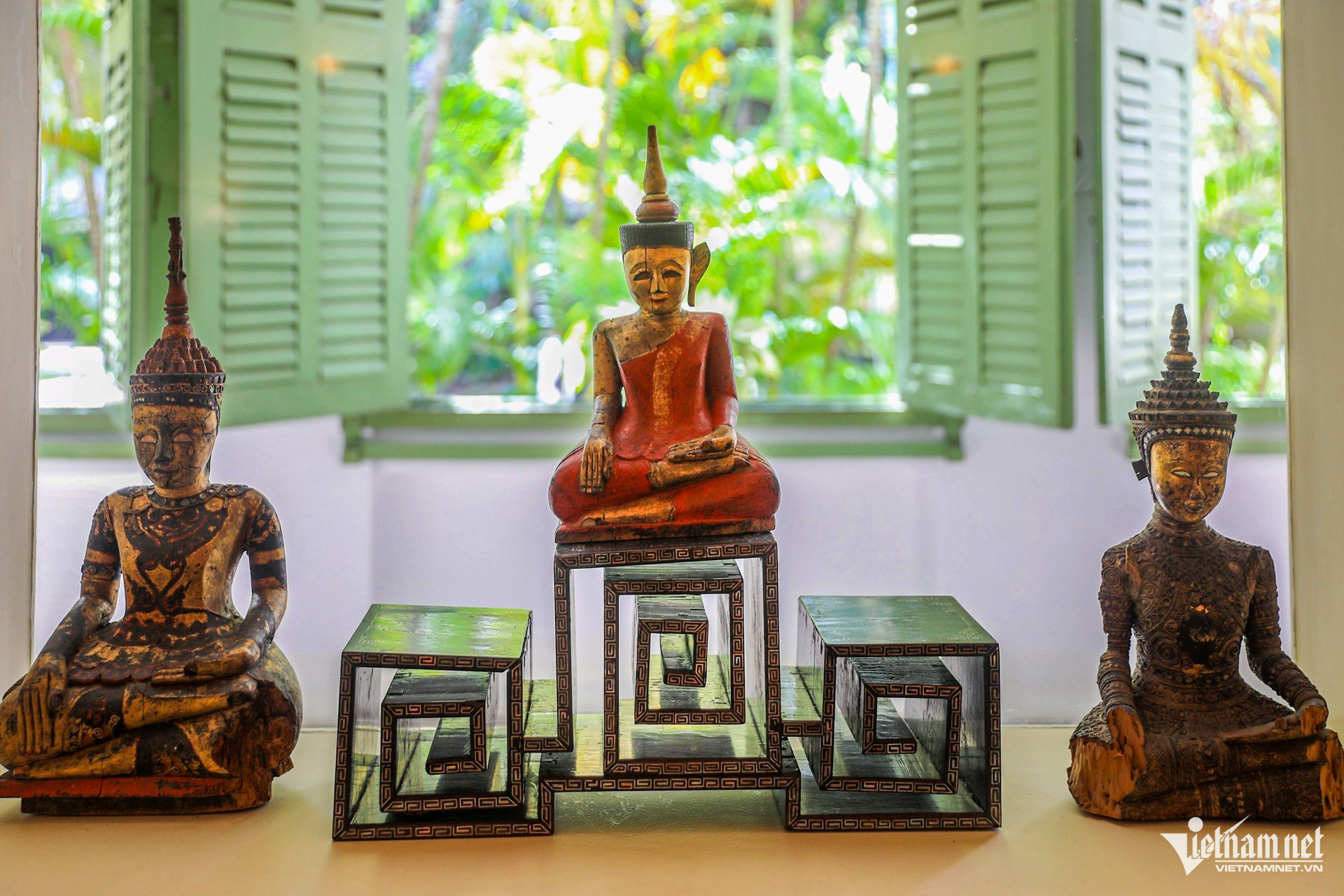 french colonial house10.jpg