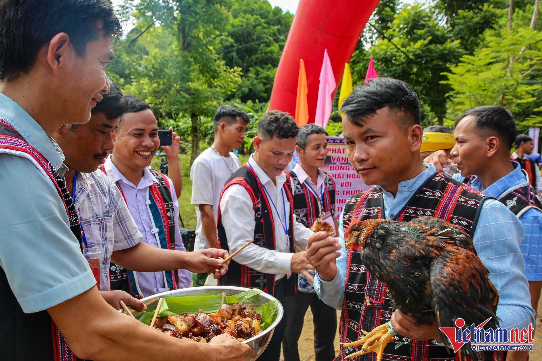 co tu people.jpeg2.jpg