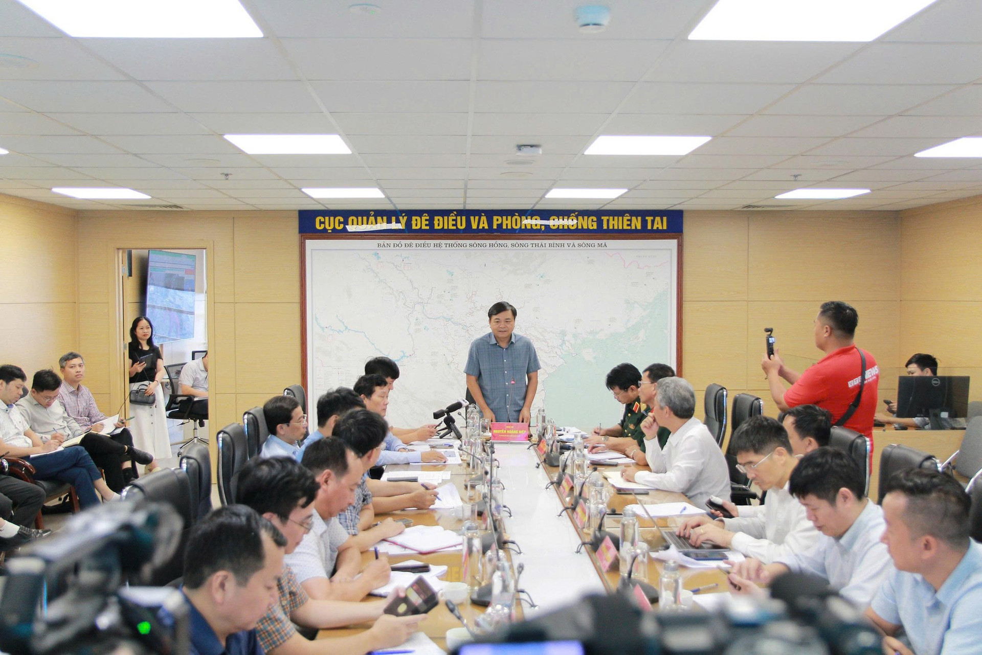 bao so 10 hop BCD.jpg