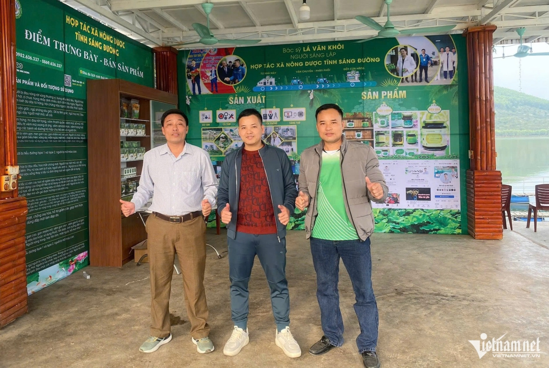 W-z7024847791122_a77b3dbba5dff32b431dab5b575d2774 (1).jpg