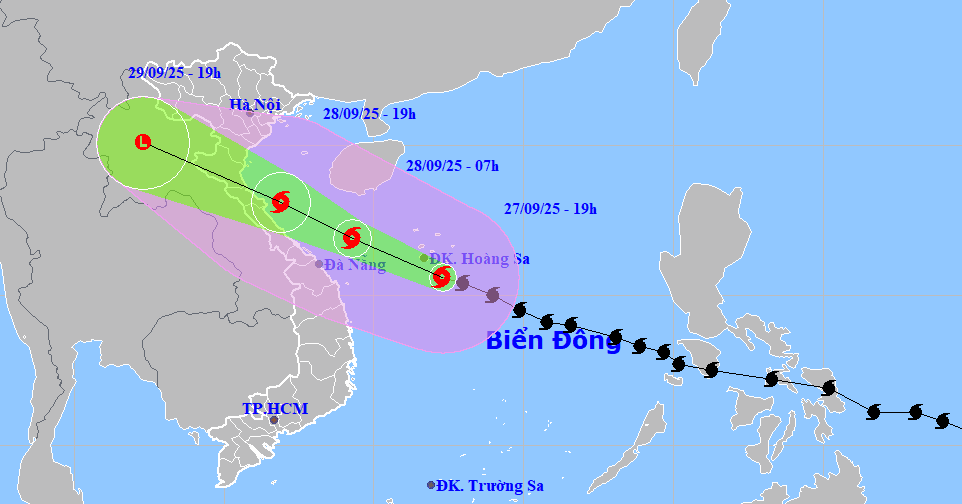 Vietnam braces for rare storm as Bualoi speeds toward coast