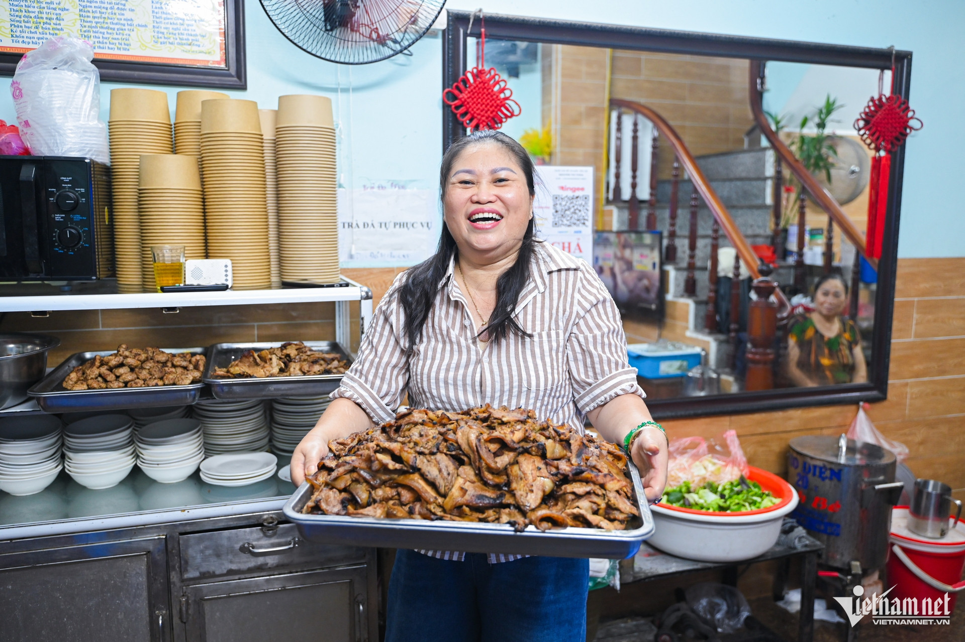 W-bún chả Hà Nội.jpg