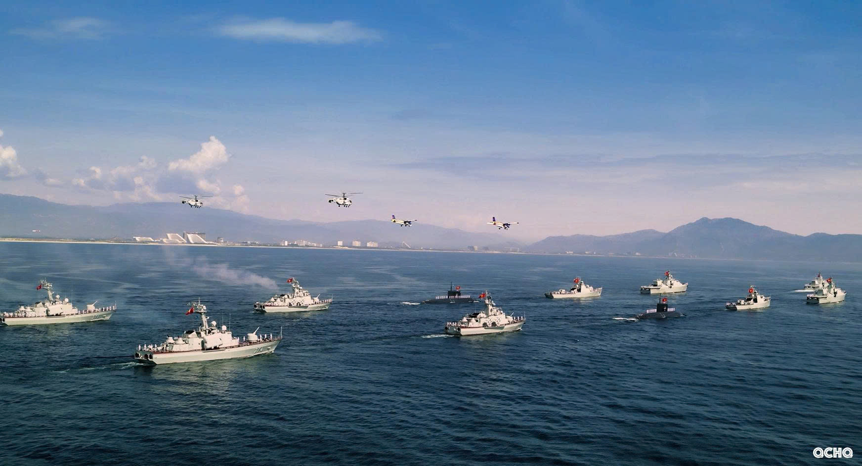 die binh tren bien.jpg