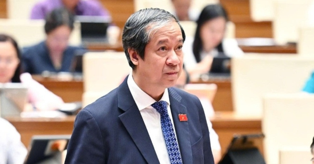 Education Minister insists high school graduation exam must stay