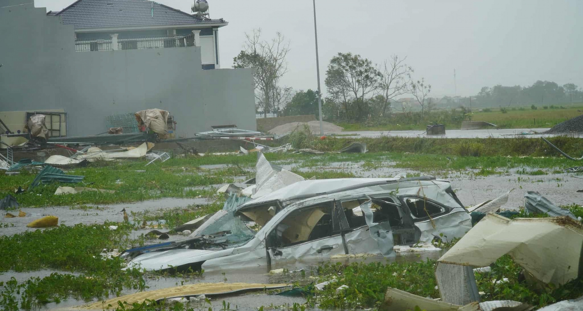 Why tornadoes hit northern Vietnam repeatedly after storm Bualoi