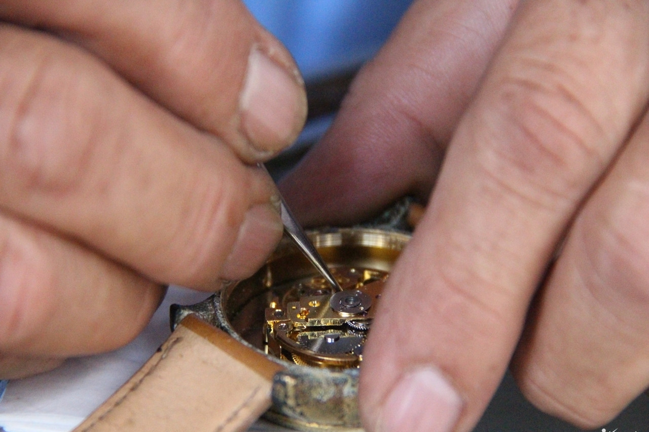 Watchmaker safeguards customer's luxury watch for over a decade