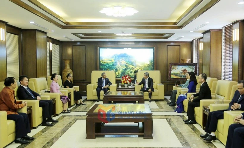 Quang Ninh province supports tertiary education for Lao students