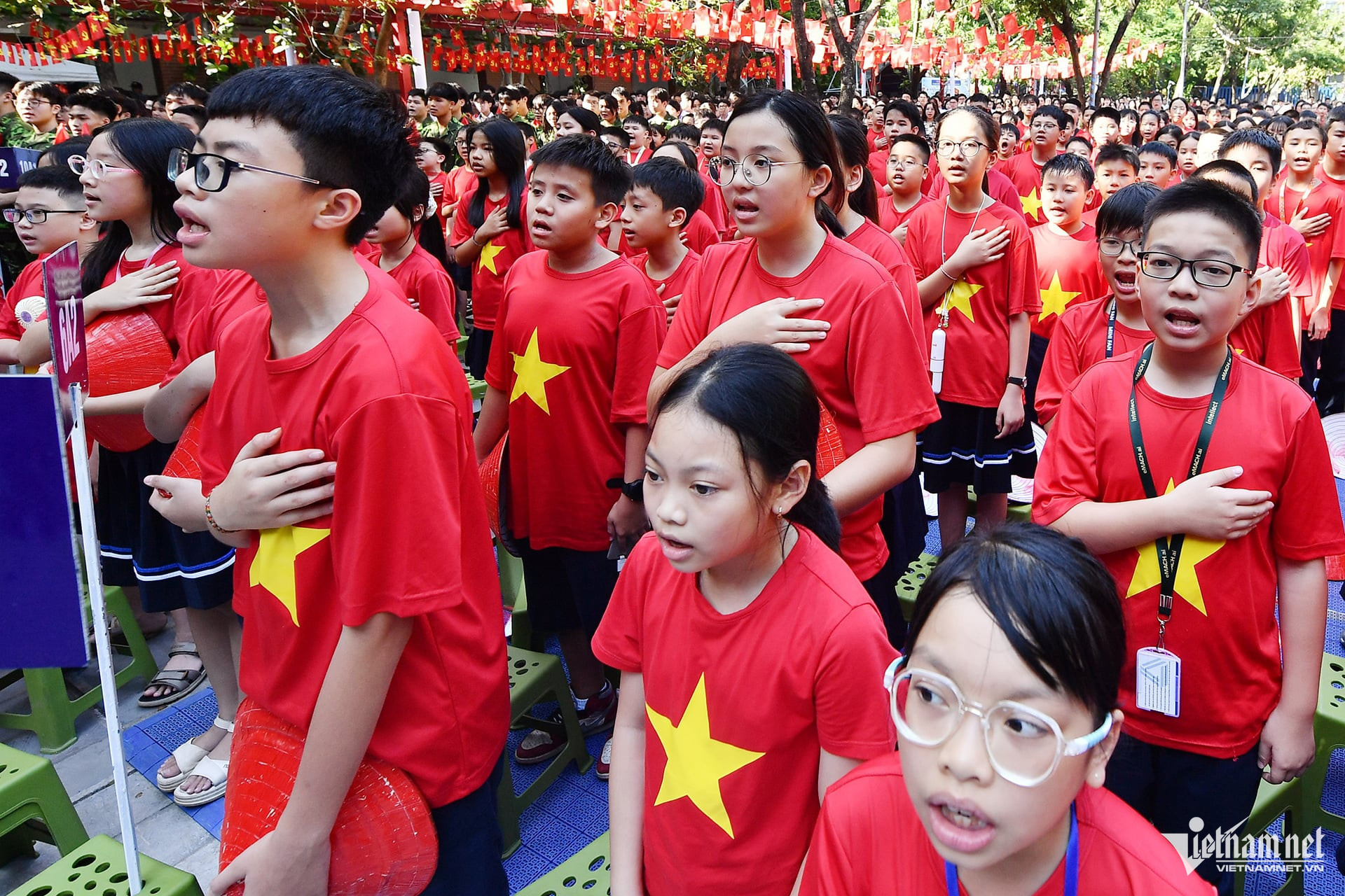 vietnam students10.jpg