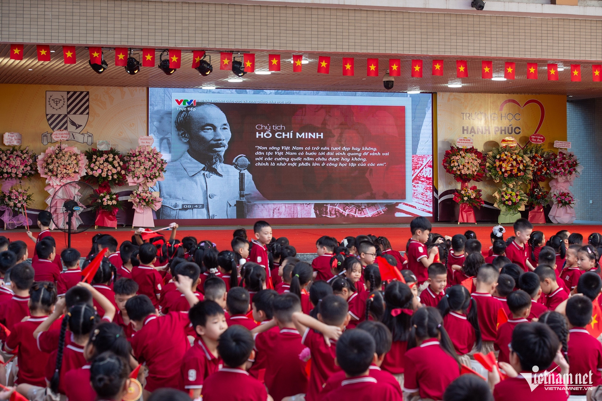 vietnam students6.jpg