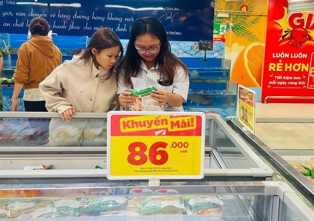 Vietnam tops ASEAN in consumer sentiment: UOB report