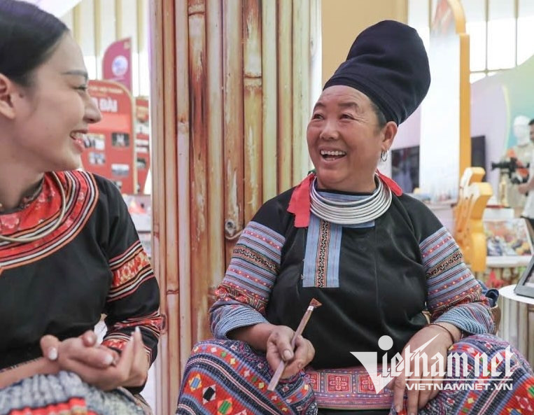 W-Nghe nhan Mua I Dia.jpg