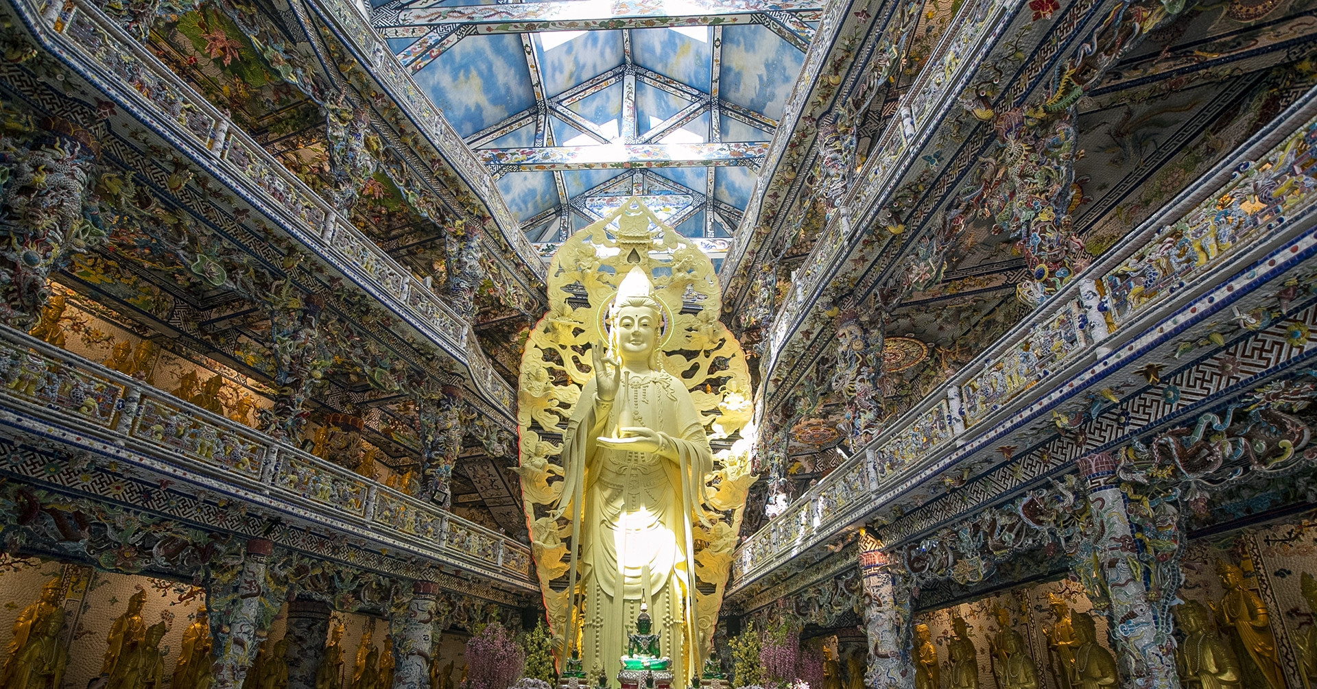 Linh Phuoc: Da Lat’s ‘bottle pagoda’ of a million ceramic shards