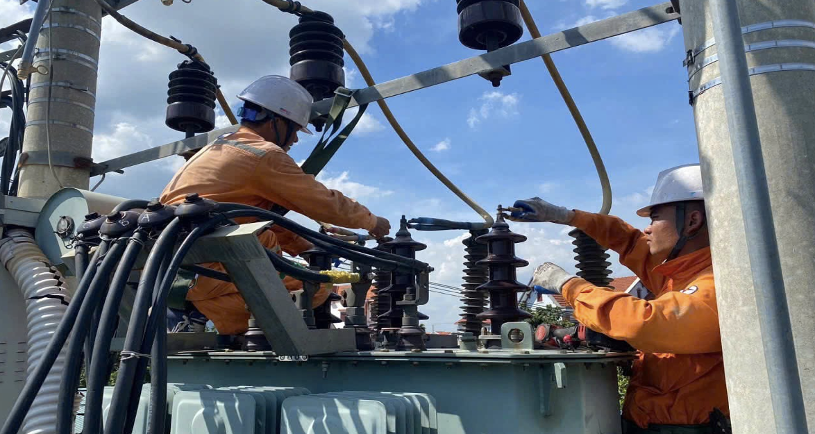 EVN loss of $1.83 billion: ministry floats two tariff pass-through options