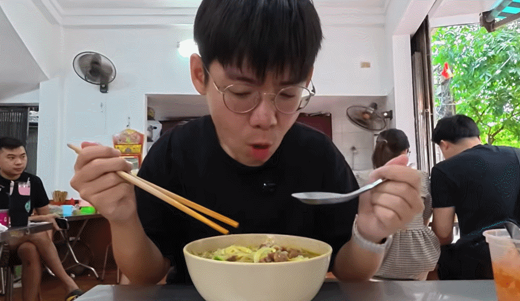 thumb phở bò.gif