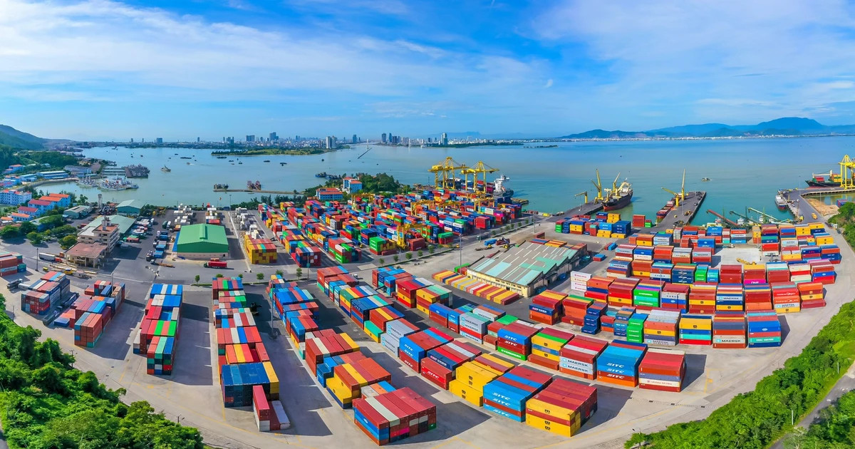 Vietnam highly evaluated as key shipping hub