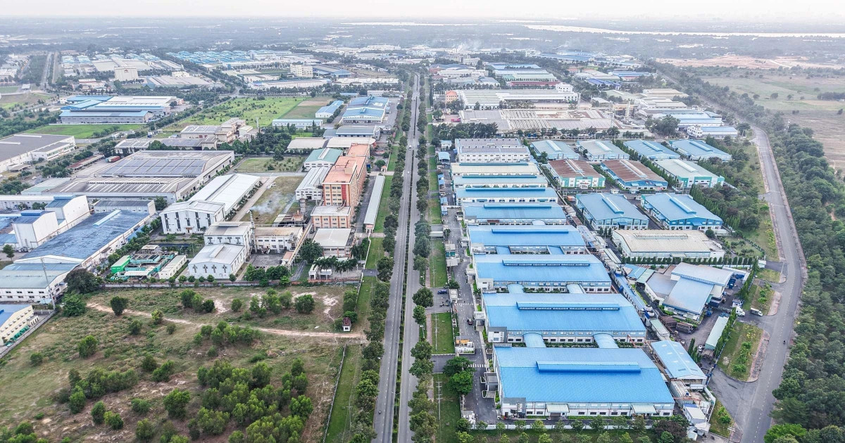 Vietnam rides new FDI wave with ready-built factories