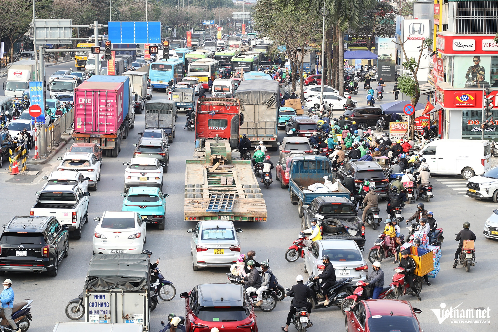 hanoi traffic7.jpg