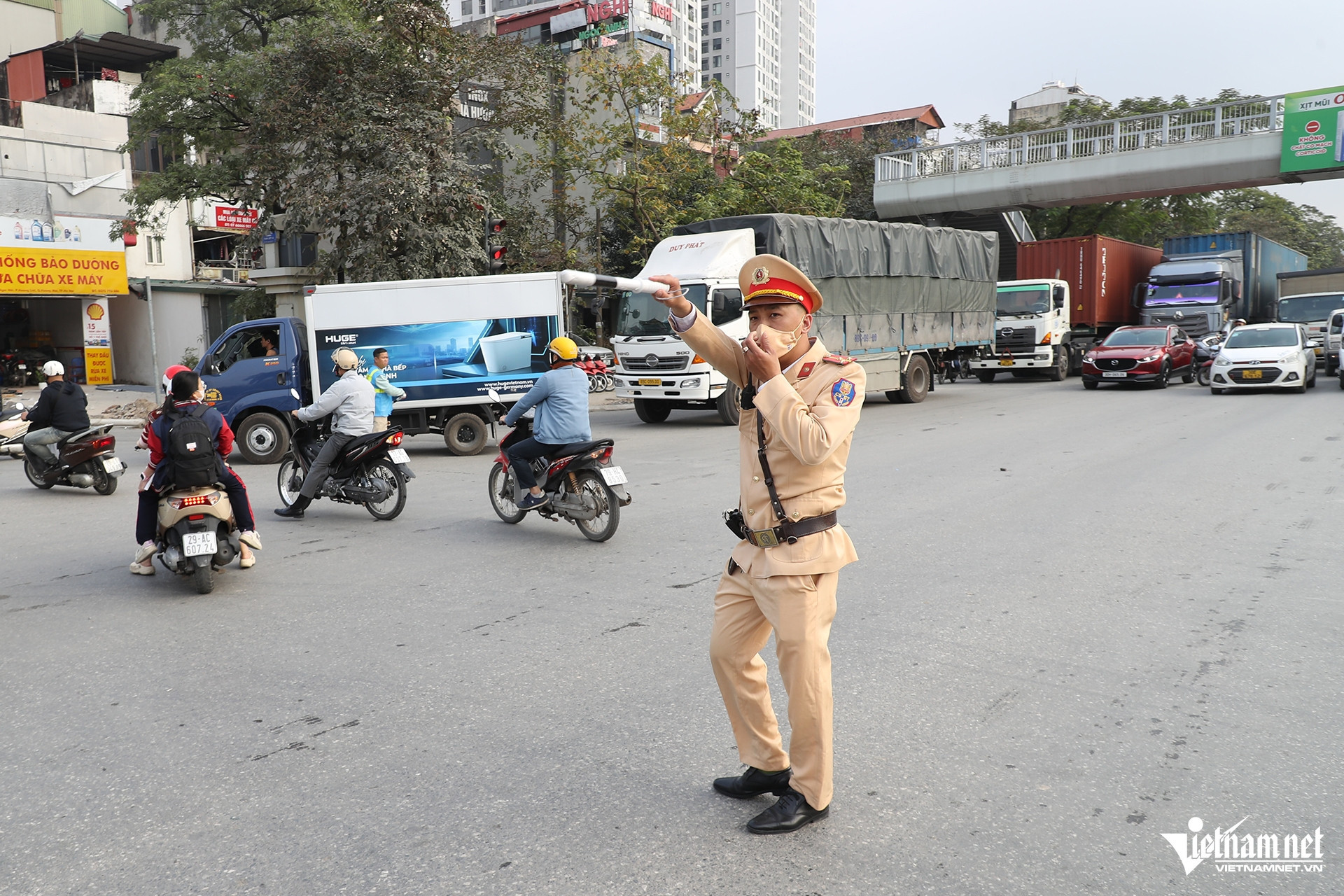 hanoi traffic8.jpg