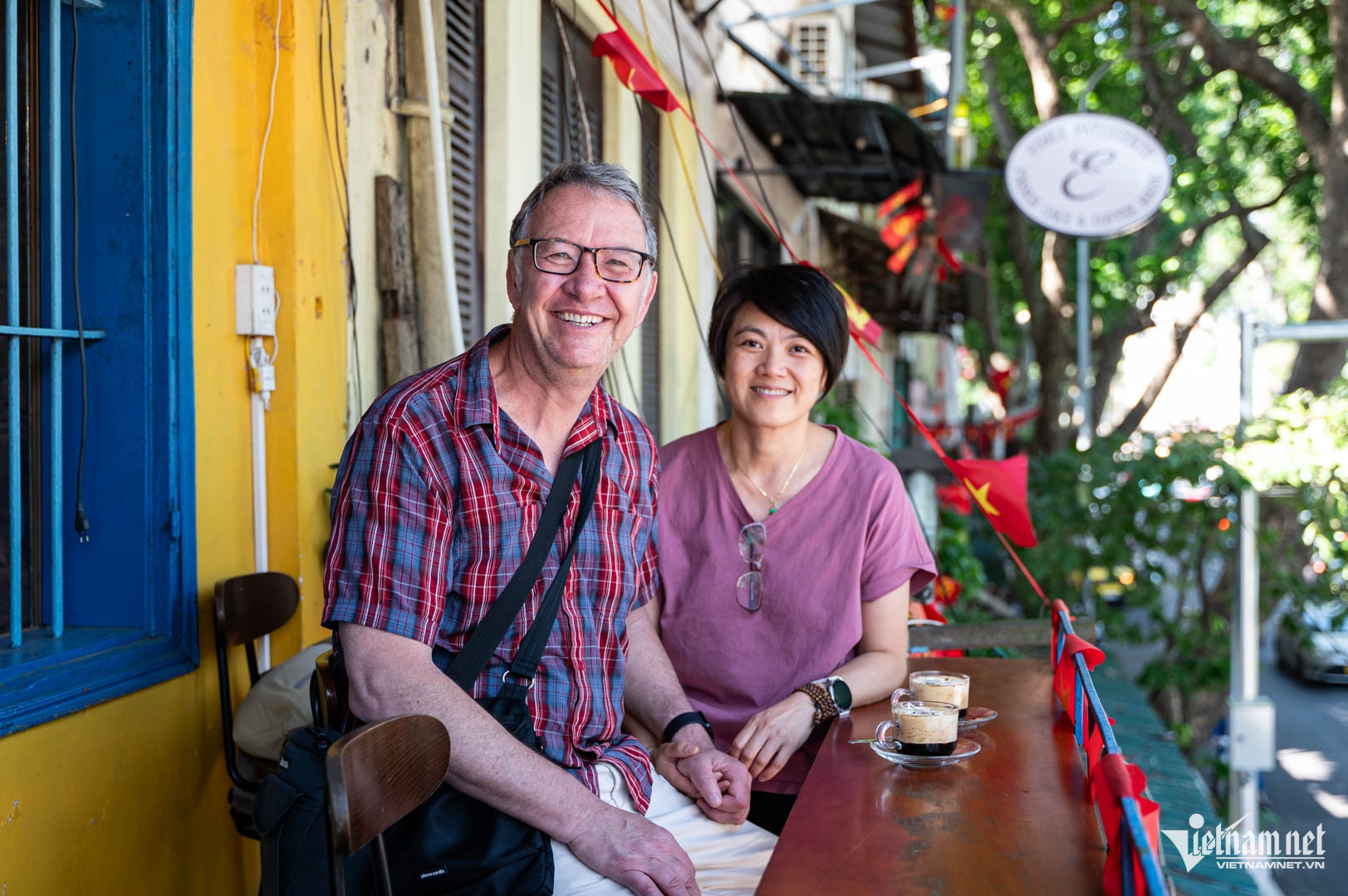 hanoi cafes.png8.jpg
