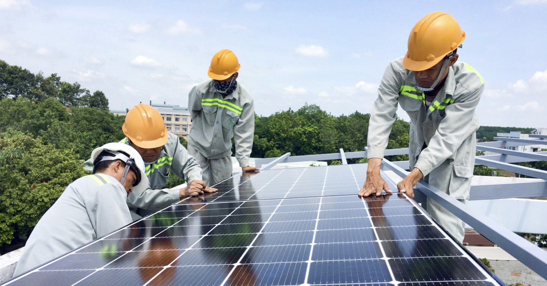 Vietnam proposes new rooftop solar rules, expands surplus power sales