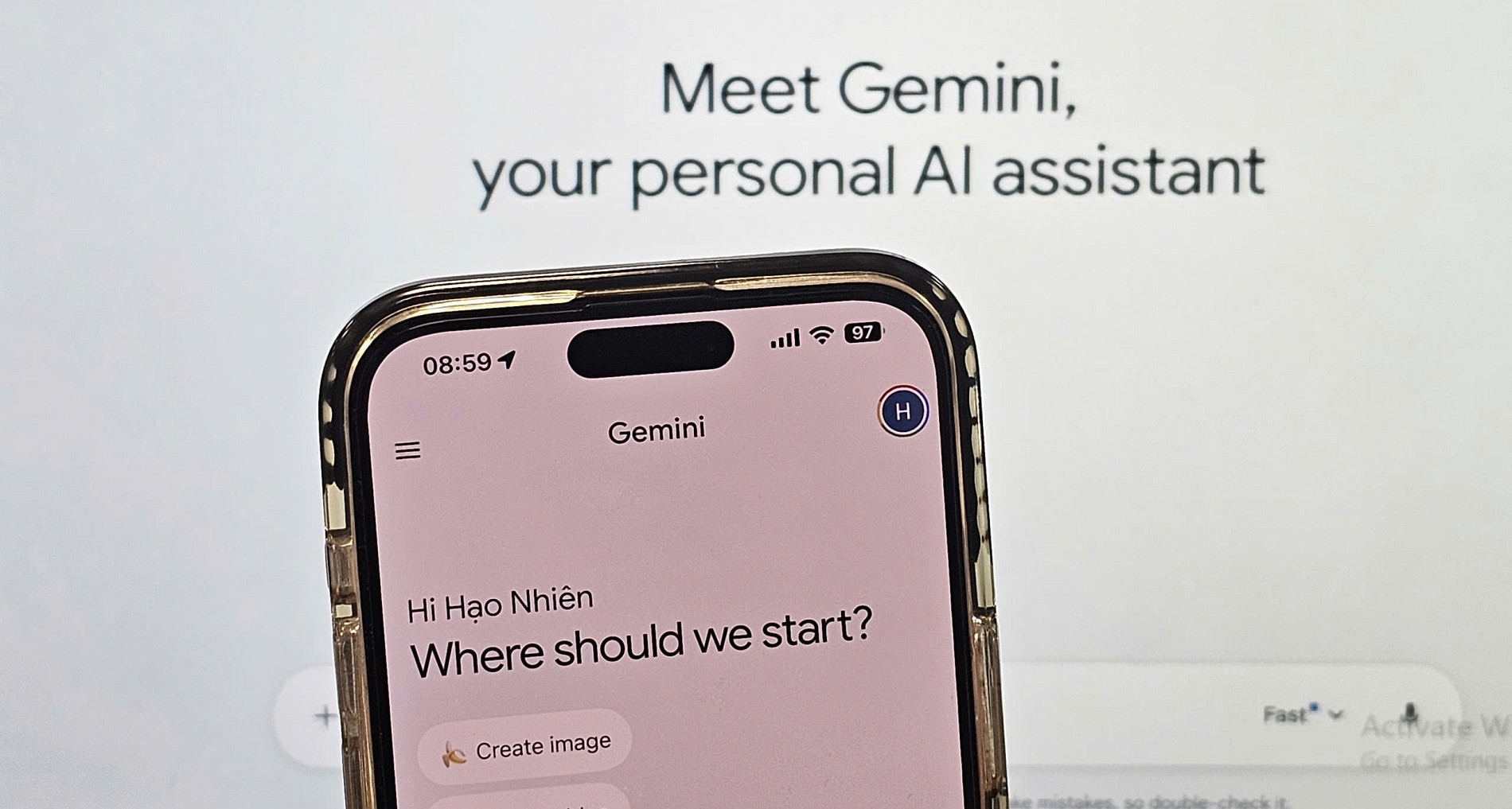 Apple taps Google Gemini to power new AI-enhanced Siri