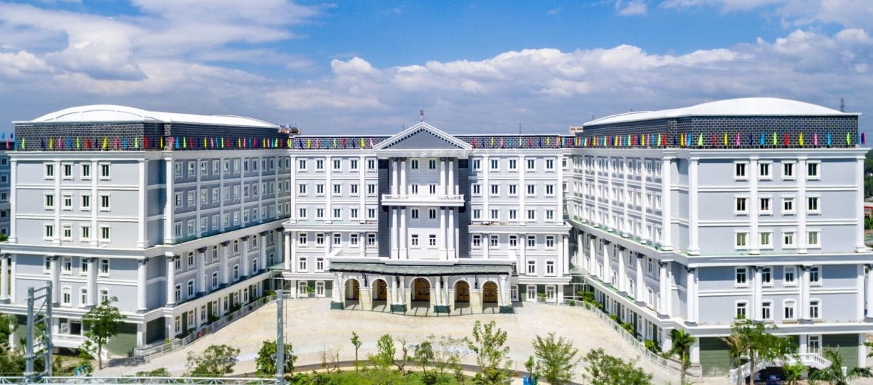 truong quoc te 1463.jpeg