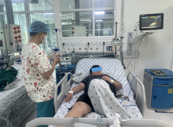 sot xuat huyet 1 600x443.png